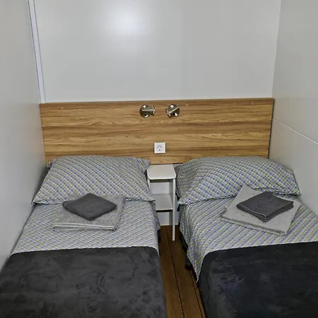 Manora Holiday home Sucuraj