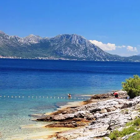 Hébergement de vacances Manora *